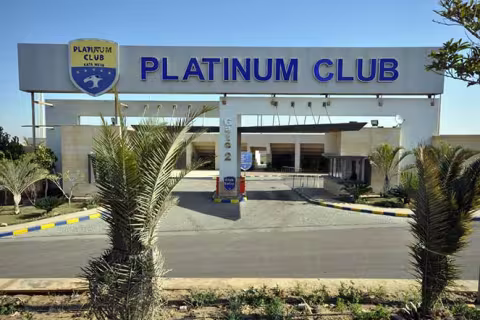Plantinum Club